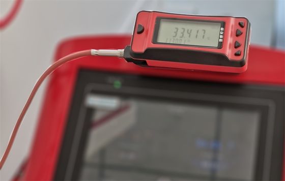 Pt100 무선 데이터 전송 및 ±0.05C/1년 안정성