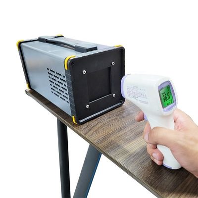 방출성 흑체 온도 방사선 근원 0.99 110-220V AC 전원 공급