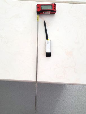 맞춤형 OEM 지원 실험실 온도 표준 디지털 온도 측정기 LCD 화면